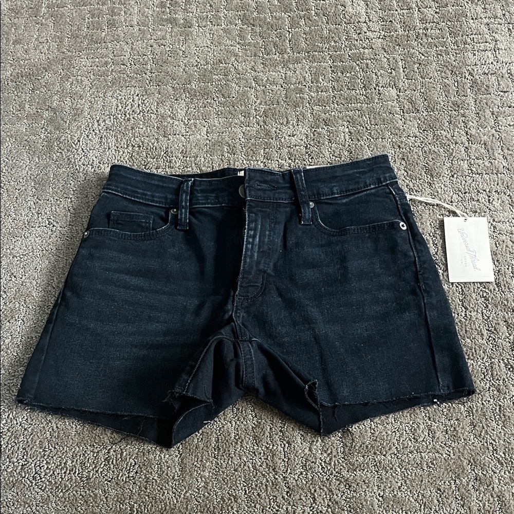 Universal Thread Women's black Denim Jean Shorts